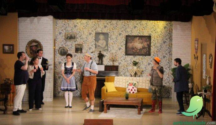 Théâtre: T’emballe pas! - 3